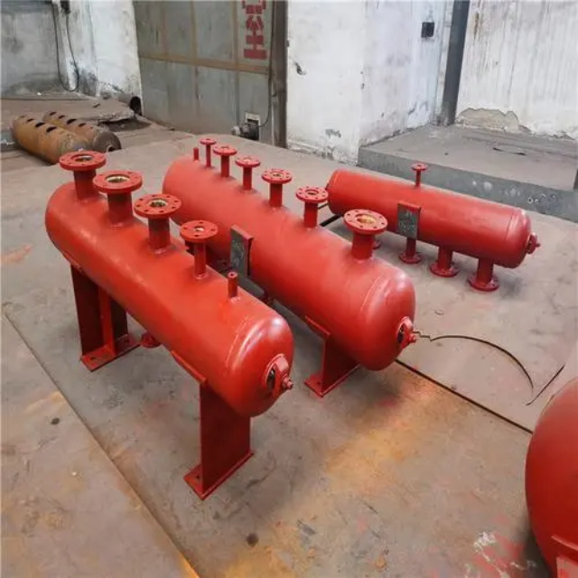 铁山港分集水器安装高度